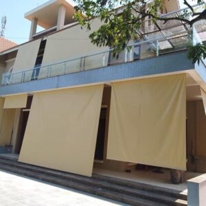 Bạt che nắng mưa tự cuốn